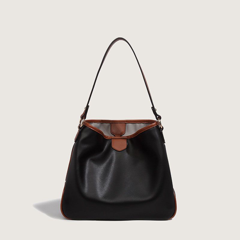 Large capacity women...