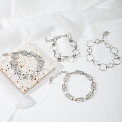 Temperament: Men's style, women's style, European and American cross-border high-level emotion, couple's style, children's beading, simple retro, niche wholesale bracelet