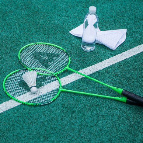 Deli anglaite badminton racket is an authentic double racket for beginners, children and adults. It is durable, defensive and durable