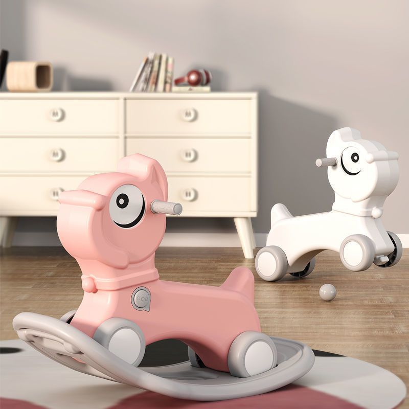 Rocking horse, littl... Rocking horse, littl...