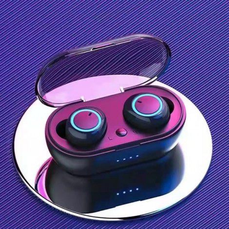New comfortable Bluetooth wireless in ear headset mini portable wireless charging sports earplug bass cool new trend